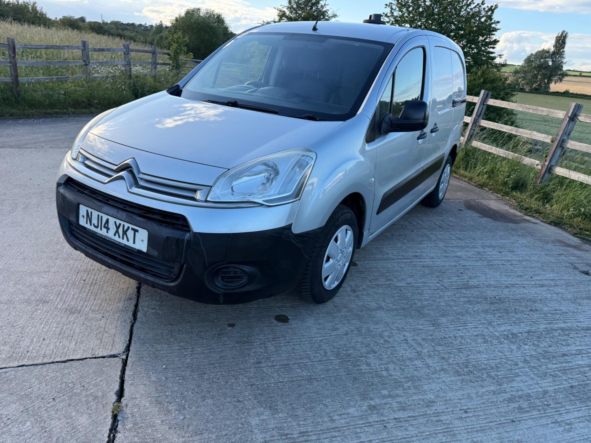 Citroen Berlingo 1.6 HDi 850 Enterprise L1 5dr — photo 57 of 92